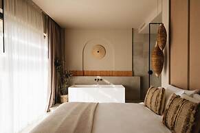 Noctis Hotel