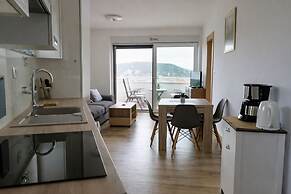 Blue Horizon Apartment