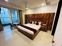 Haris Court Hotels & Banquets DLF Phase3