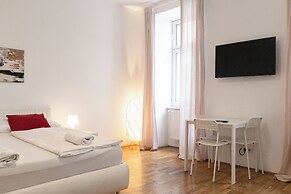 Affordable Private Room Easy City Access