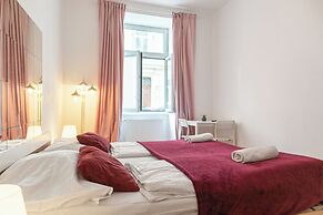 Affordable Private Room Easy City Access