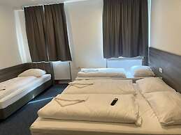 Hotel City Meetpoint