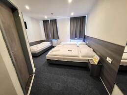 Hotel City Meetpoint