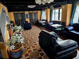 RUSTY ROCK BEACH RESORT & SPA