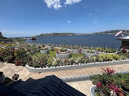 RUSTY ROCK BEACH RESORT & SPA