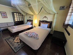 RUSTY ROCK BEACH RESORT & SPA