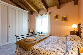 Panoramic Apartment near Gubbio