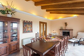 Panoramic Apartment near Gubbio