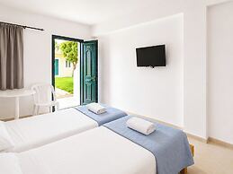 Agnes Beach Hotel Apartments