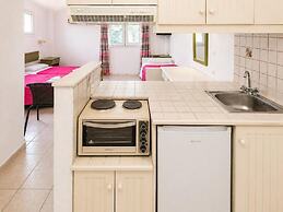 Agnes Beach Hotel Apartments