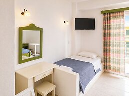Agnes Beach Hotel Apartments