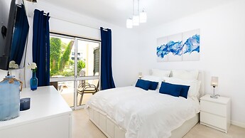 Lounge Garden Apartment