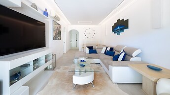 Lounge Garden Apartment