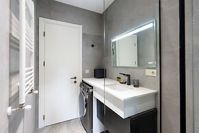 Boutique 2BR Flat near Rustaveli MS