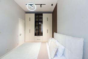 Boutique 2BR Flat near Rustaveli MS