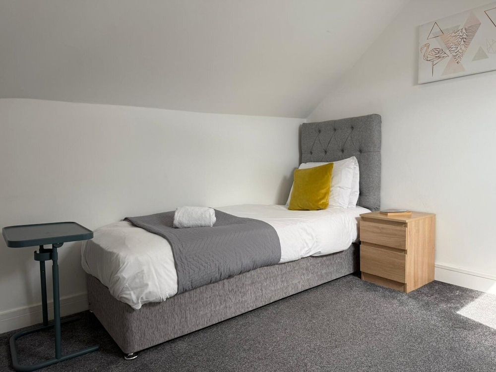 Ox Heathrow Stay