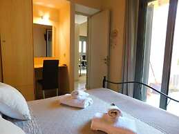 Vassia Holiday Home's