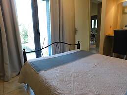 Vassia Holiday Home's