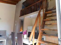 Vassia Holiday Home's