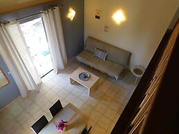Vassia Holiday Home's