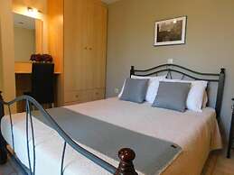 Vassia Holiday Home's