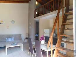 Vassia Holiday Home's