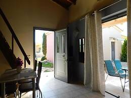 Vassia Holiday Home's