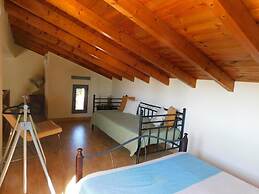 Vassia Holiday Home's