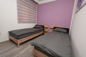The Purple Apartment Badaro 3 Bdrm 24 7 Electric