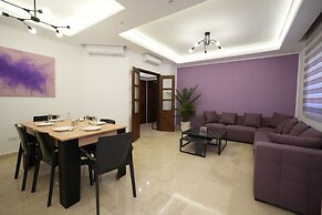 The Purple Apartment Badaro 3 Bdrm 24 7 Electric