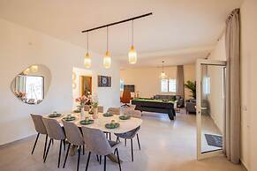 Private Retreat in Mashrah