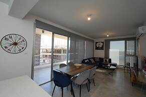 Larnaca Salt Lake Gem Airy 2 Bdrm Apartment