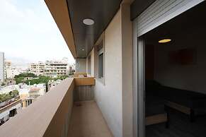 The Yellow Apartment Badaro 3 Bdrm 24 7 Electric
