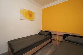 The Yellow Apartment Badaro 3 Bdrm 24 7 Electric