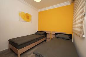 The Yellow Apartment Badaro 3 Bdrm 24 7 Electric
