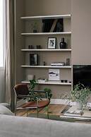 A Place - Schuttershofstraat 1