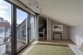 A Place - Schuttershofstraat 5