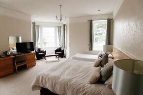 Anchorage Hotel & Spa
