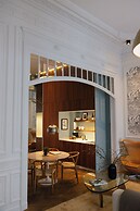 A Place - Schuttershofstraat 55