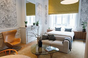 A Place - Schuttershofstraat 55