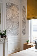 A Place - Schuttershofstraat 55