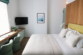 A Place - Schuttershofstraat 55