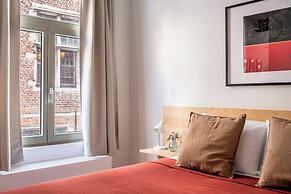 A Place - Leeuwenstraat 15