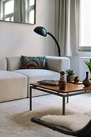 A Place - Leeuwenstraat 15