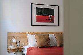A Place - Leeuwenstraat 15