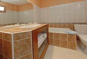 Logis Hotel Restaurant Mont Aigoual