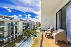 Stylish 1BR Apartment – Pool Access, Close to Beach
