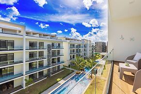 Stylish 1BR Apartment – Pool Access, Close to Beach