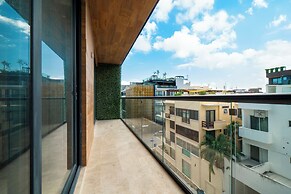 2 BR Condo with Rooftop Pool - Sasha II