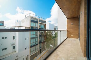 2 BR Condo with Rooftop Pool - Sasha II
